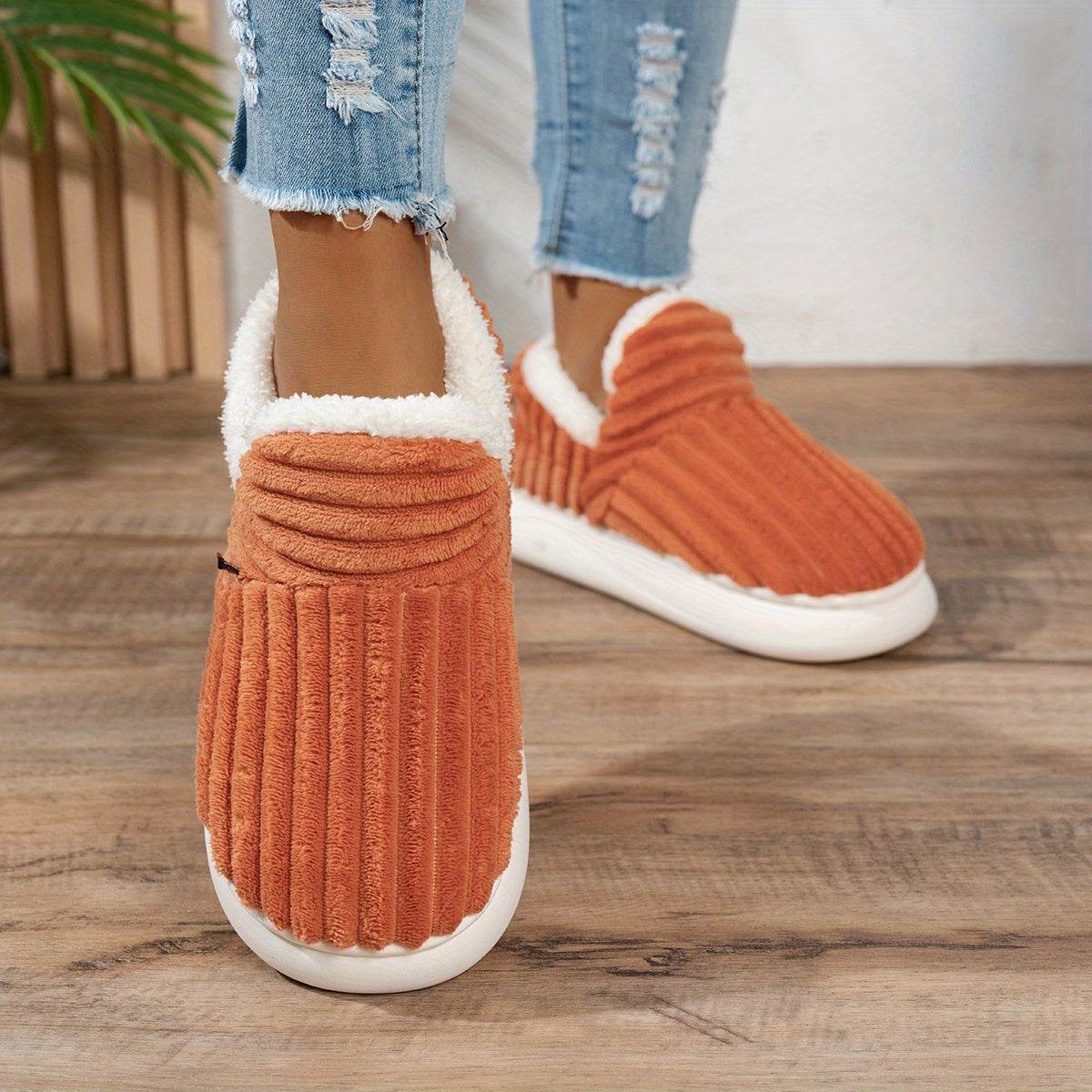 Molly | Plush Indoor–Outdoor Slippers
